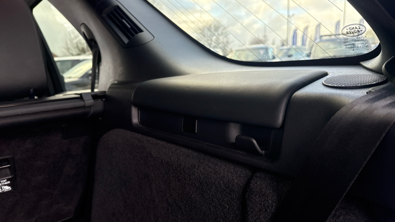 Land Rover Discovery 3.0 SDV6 HSE Luxury 5dr Auto Diesel Station Wagon